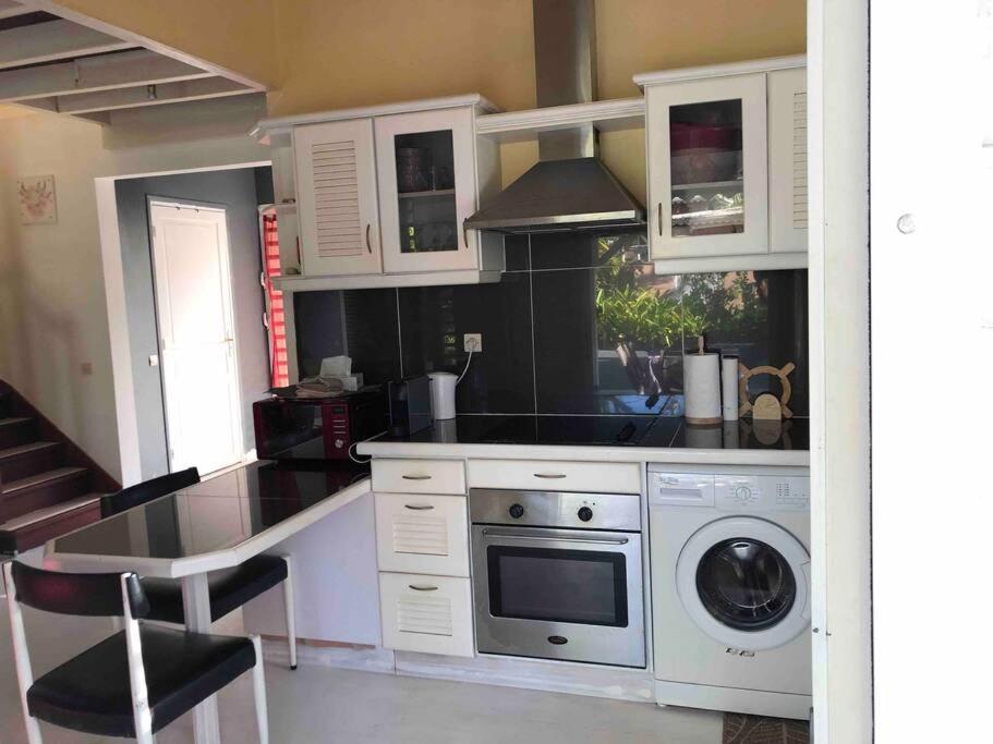 Nogent Sainte-Rose: Villa Avec Piscine Privee المظهر الخارجي الصورة